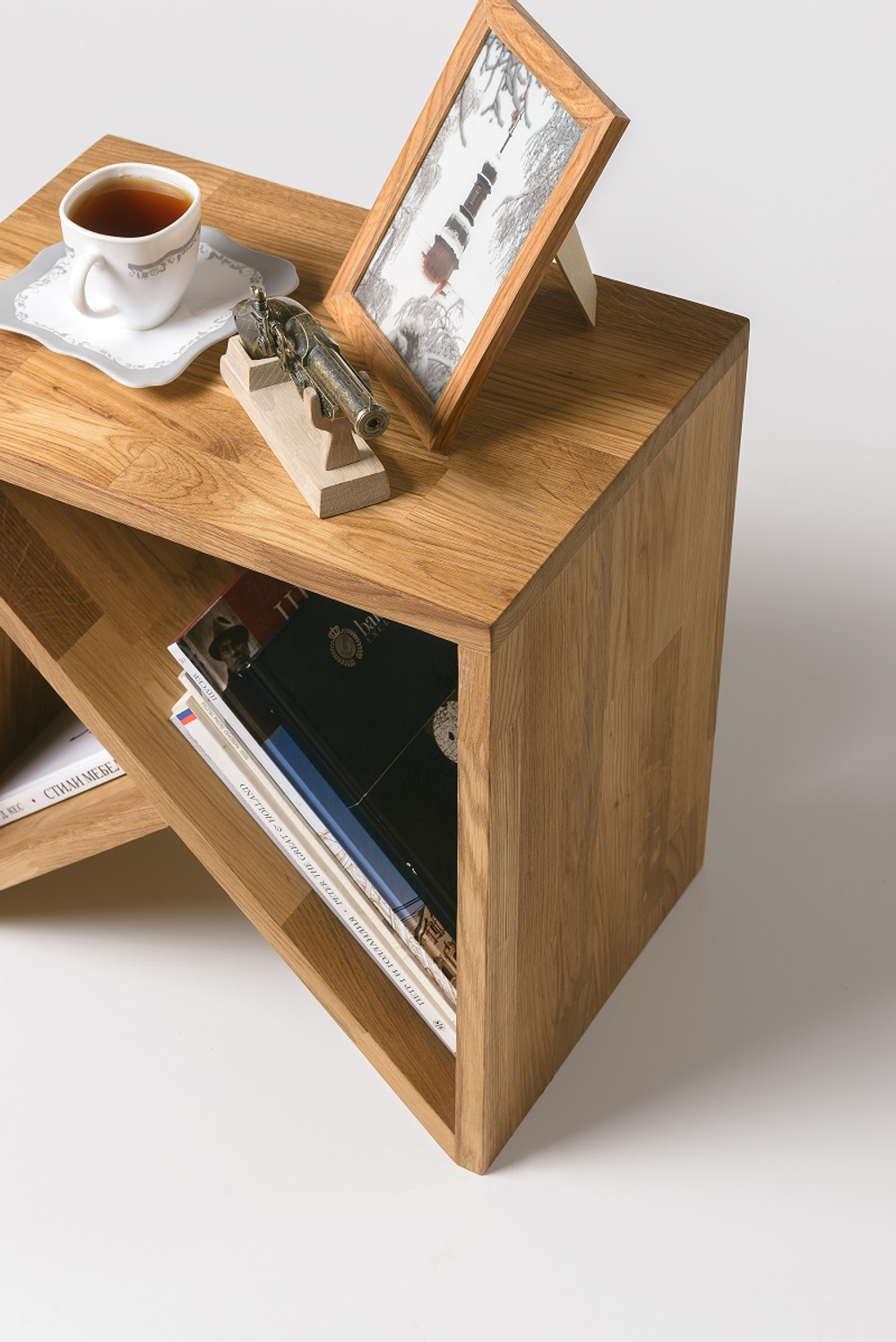 Тумба прикроватная из массива дуба Ланс-3