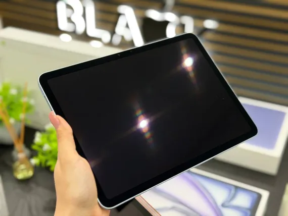 Б/У Планшет Apple IPad Air M3 128Gb Wi-Fi (HYX7QY9RH7)