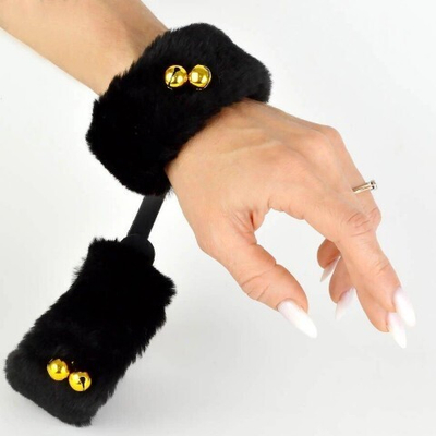 Наручники с бубенчиками, черные