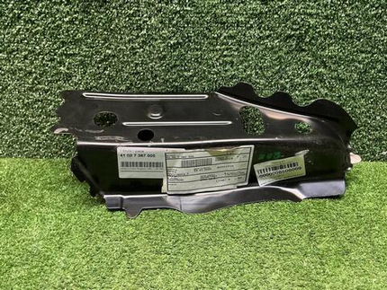 Полка брызговика левая Mini Hatch F56 (2013-2024)