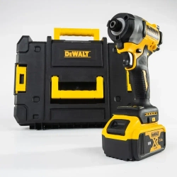 Dewalt, винтоверт аккумуляторный, DCF850, от аккумулятора, 18 В, 206 Нм, 2 акб