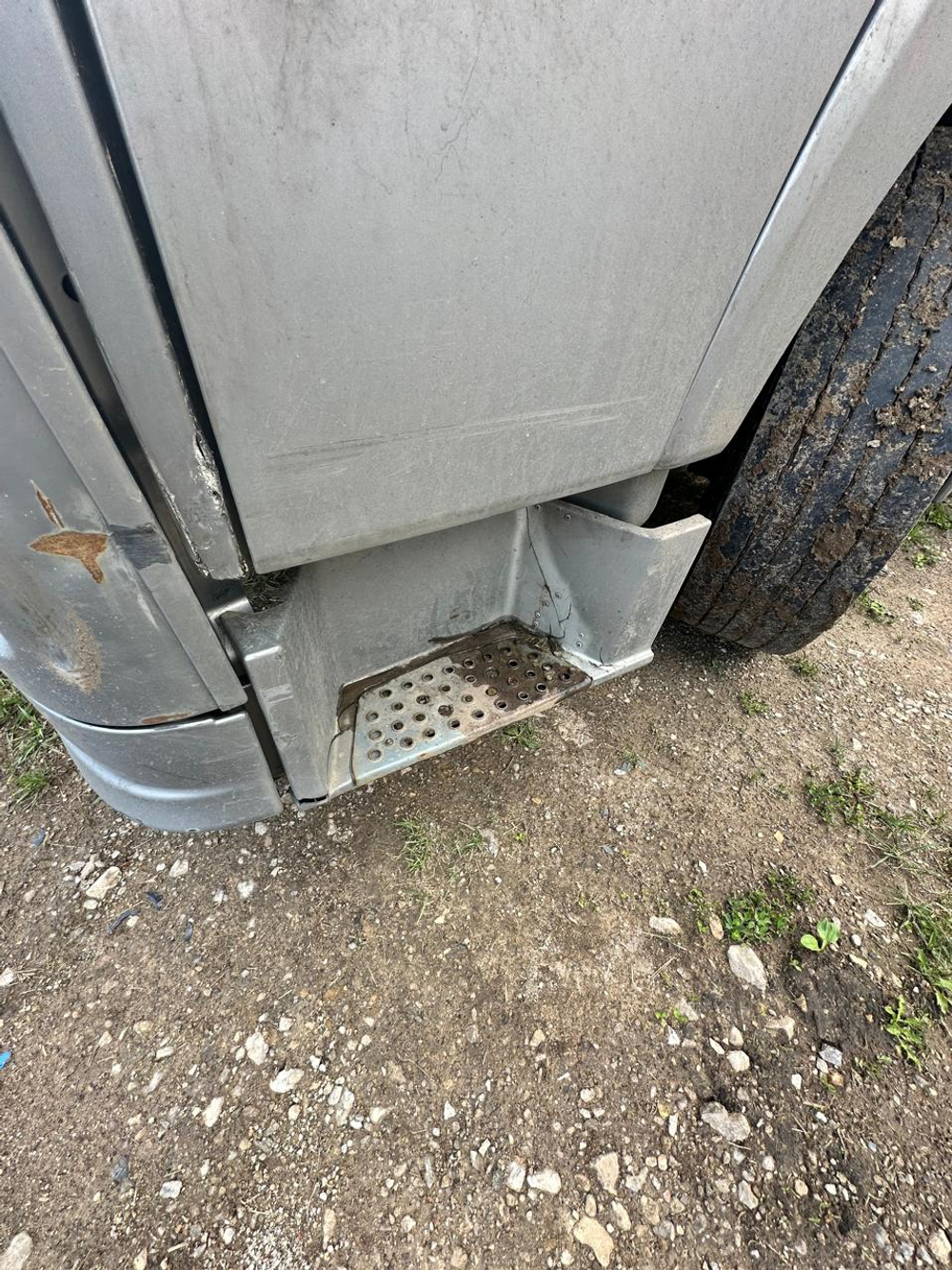 FAW JH6 4x2 Седельный тягач CA4180P25K15E5A80 (Дизельный, 11,6 л, 453 л.с., АТ)