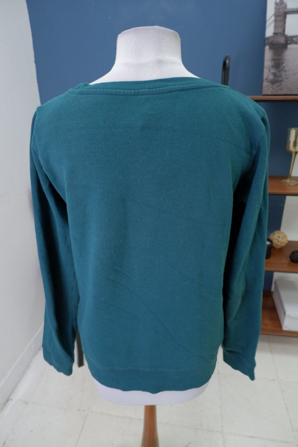 Свитшот FB Sister  с принтом 46 размер