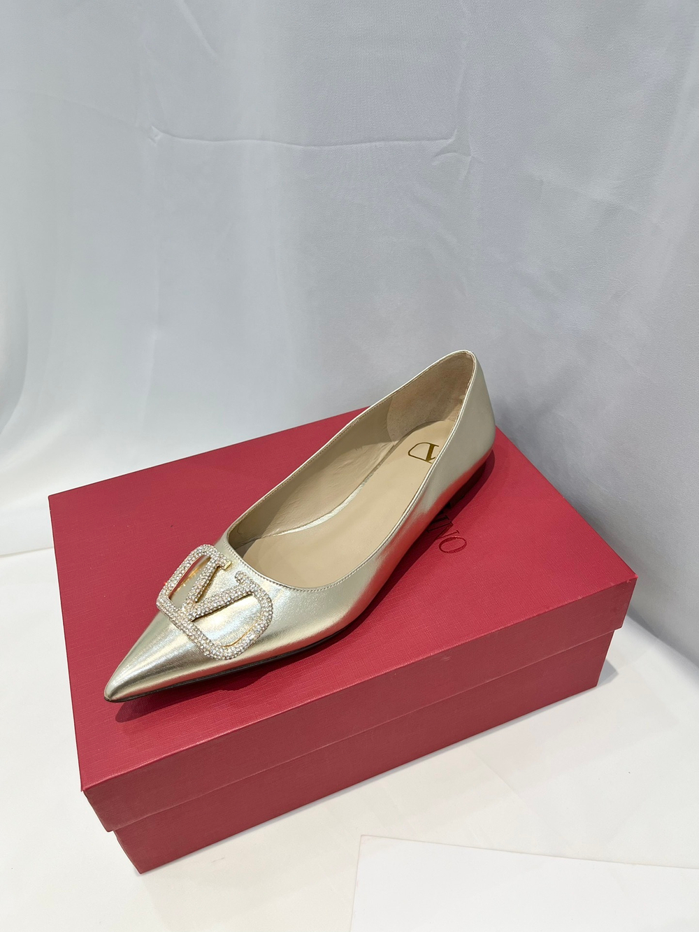 Valentino Vlogo Ballet Flat