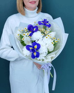 Весенний букет из ирисов и тюльпанов(00457)