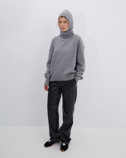 Брюки прямые из искусственной кожи черный