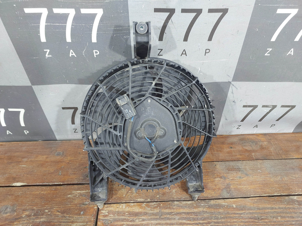 Вентилятор кондиционера Toyota Land Cruiser 200 07-21 Б/У Оригинал 8855060110