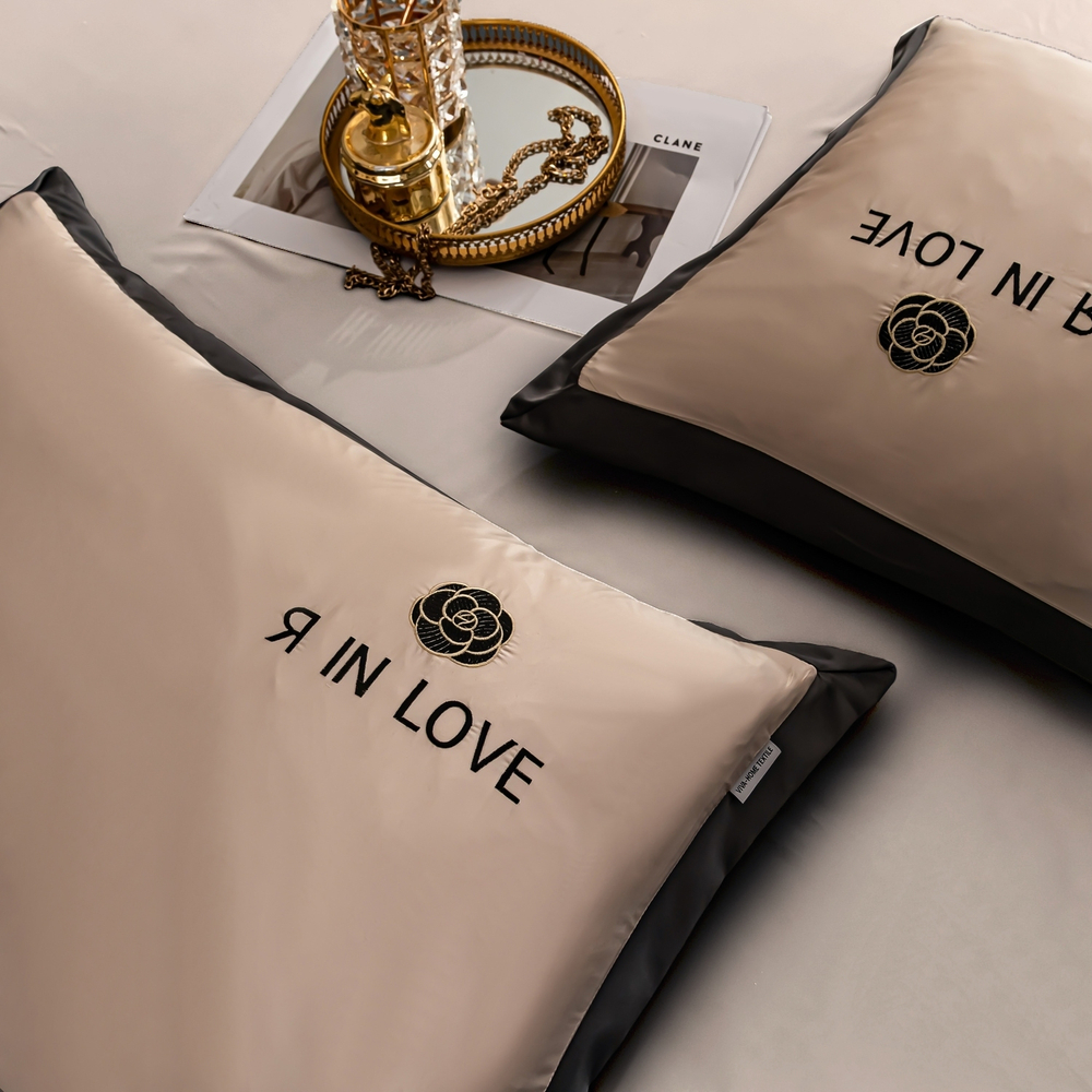 Комплект постельного белья Сатин-Шелк Я IN LOVE LV007