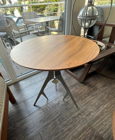 Стол придиванный Yachtline Swing