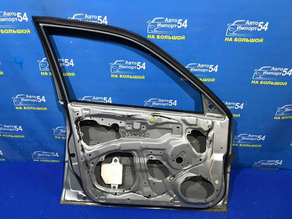 Дверь передняя левая MAZDA FAMILIA 2001