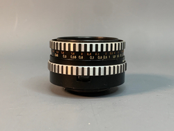 Tessar 2.8/50 небольшой дефект с диафрагмой