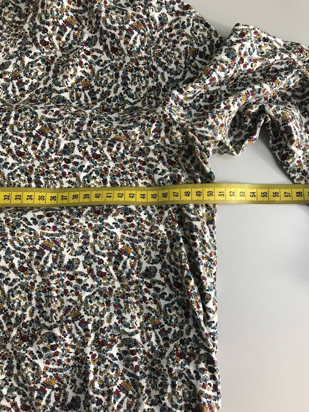 Блузка Caroll в мелкий цветочек, маркировка 40, визуально на 46 размер