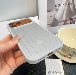 Чехол для iPhone Rimowa