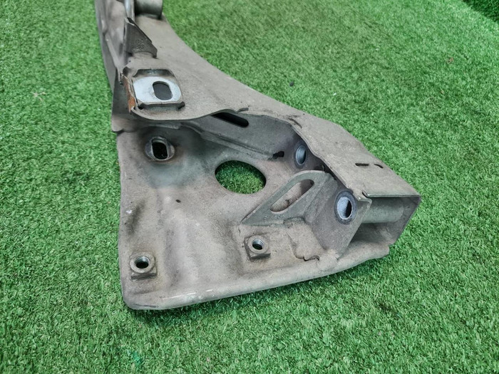 Поперечина задняя Porsche 911 7 991 (2011-2019)