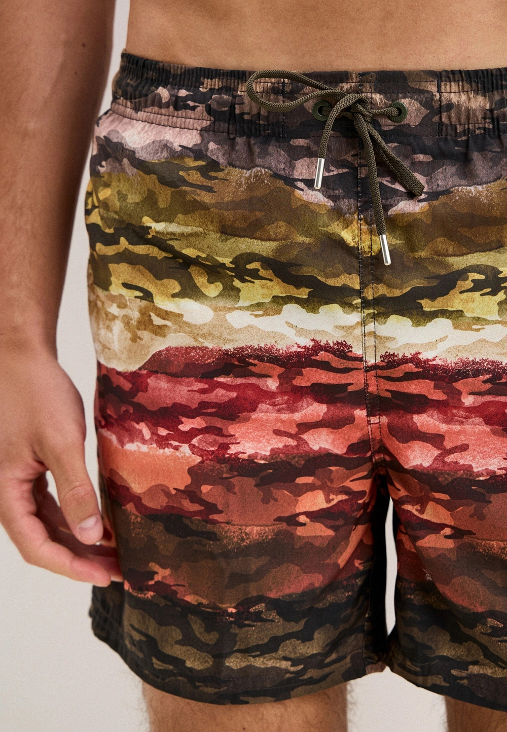 Мужские пляжные шорты хаки