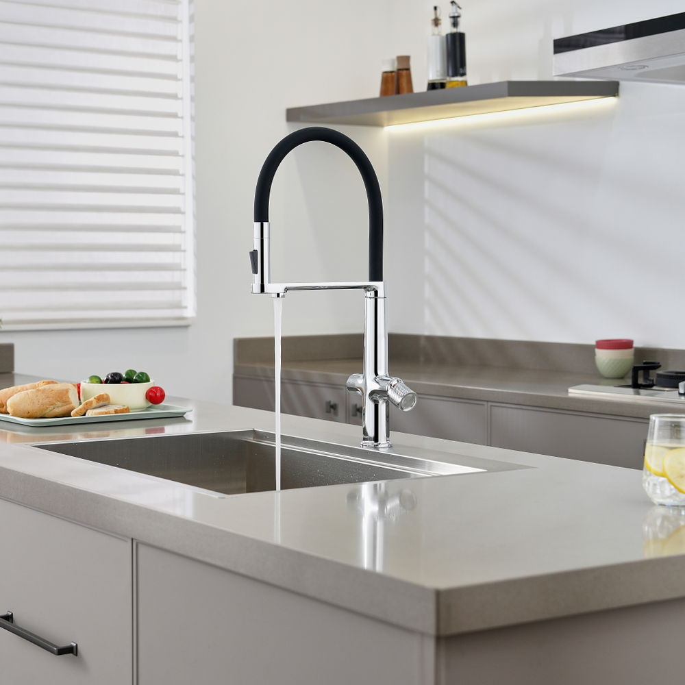 Смеситель для кухни Domaci Римини D569223CR с гибким изливом, хром