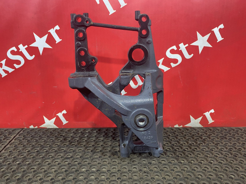 Кронштейн рессоры передней левый 2018г.