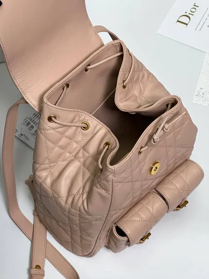 Рюкзак Dior Caro розовый, модель среднего формата