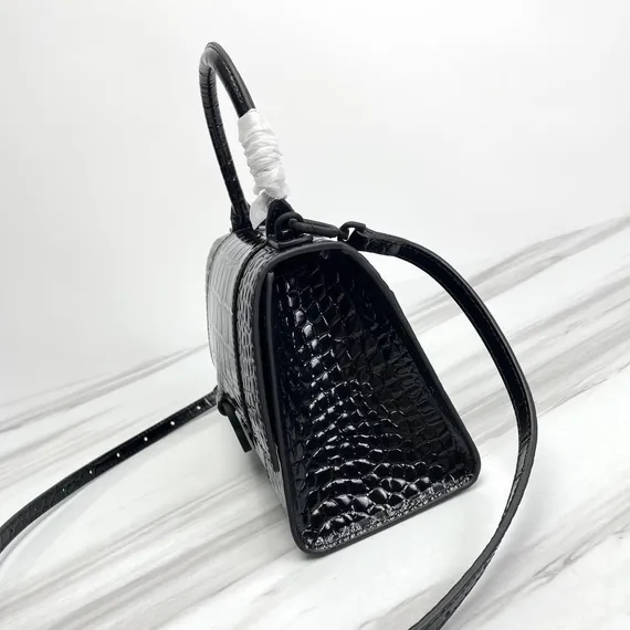 Сумка BALENCIAGA с крокодиловым тиснением, черный