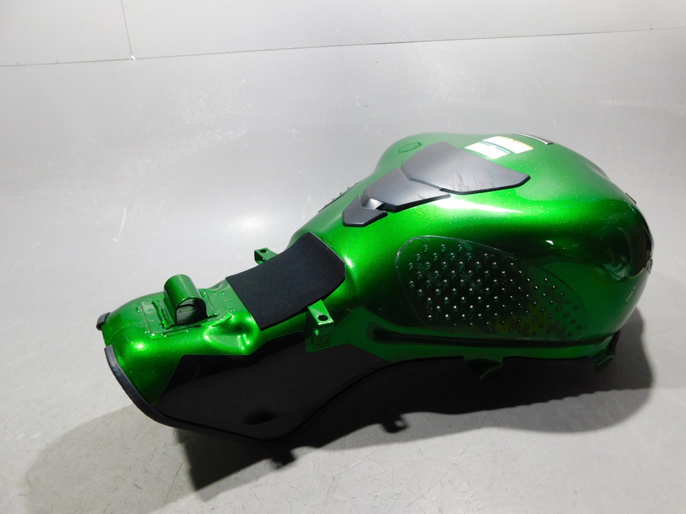 Бак Kawasaki Ninja H2 024078