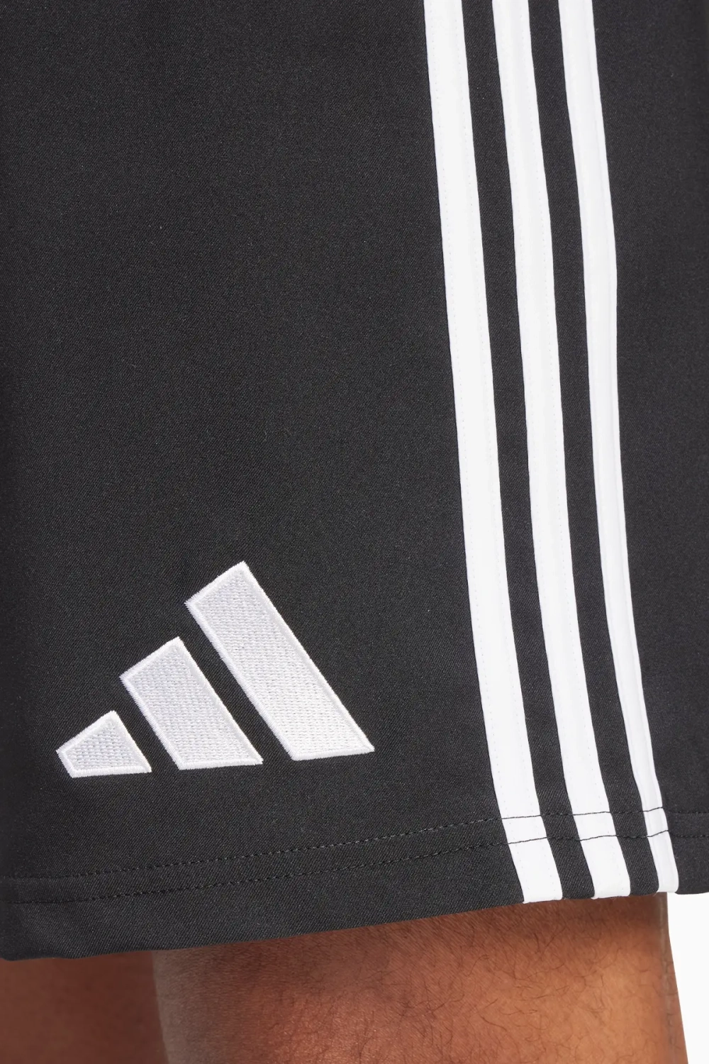 Шорты adidas Tastigo 25 - черный
