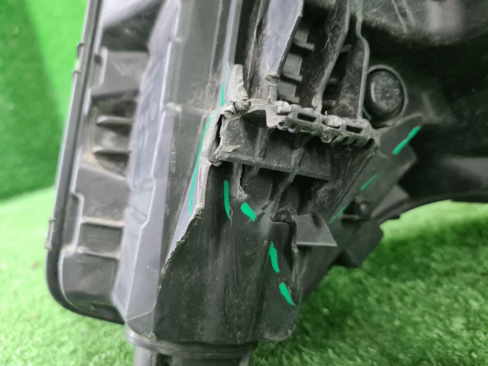 Фара правая Kia Carnival 4 (2020-2023) LED