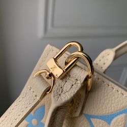 Louis Vuitton Petit Sac Plat