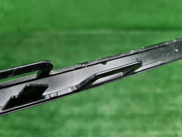 Молдинг перед. бампера Mercedes GLS X167 19-24 AMG