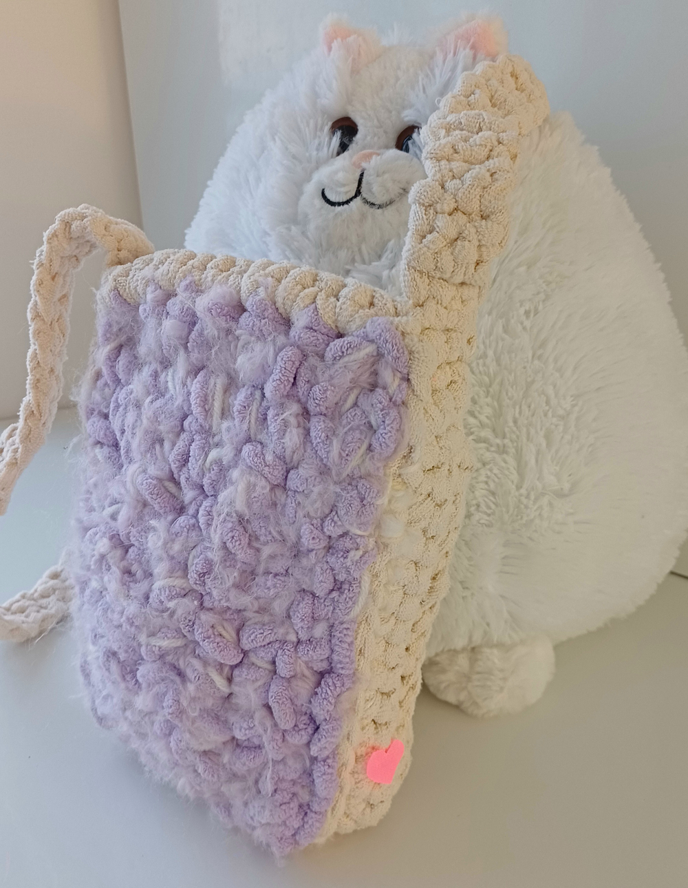 Сумка вязаная кроссбоди фиолетово-бежевая