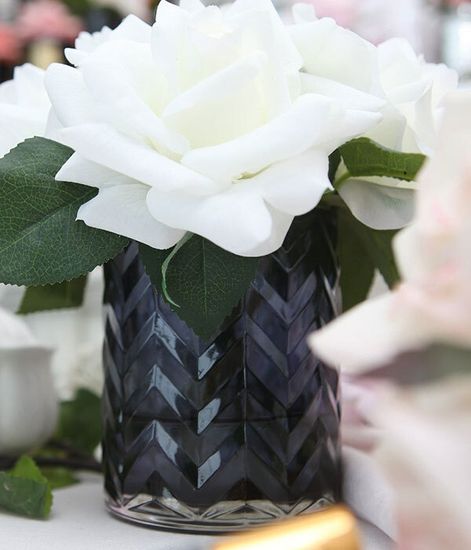 Букет белых роз в вазе "ёлочка", Cote Noire