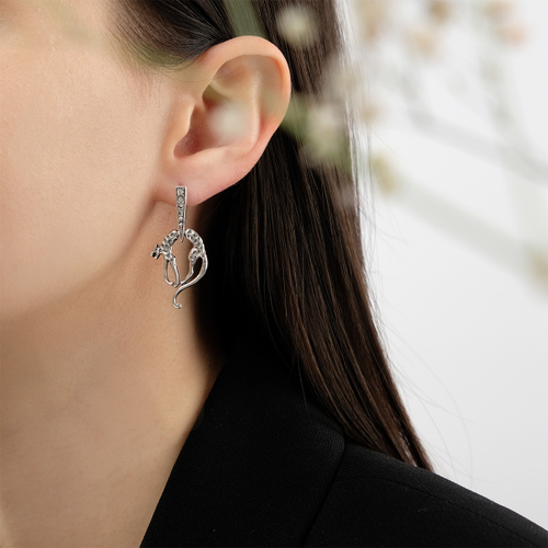 "Занга" серьги в серебряном покрытии из коллекции "Дикие кошки" от Jenavi с английским замком