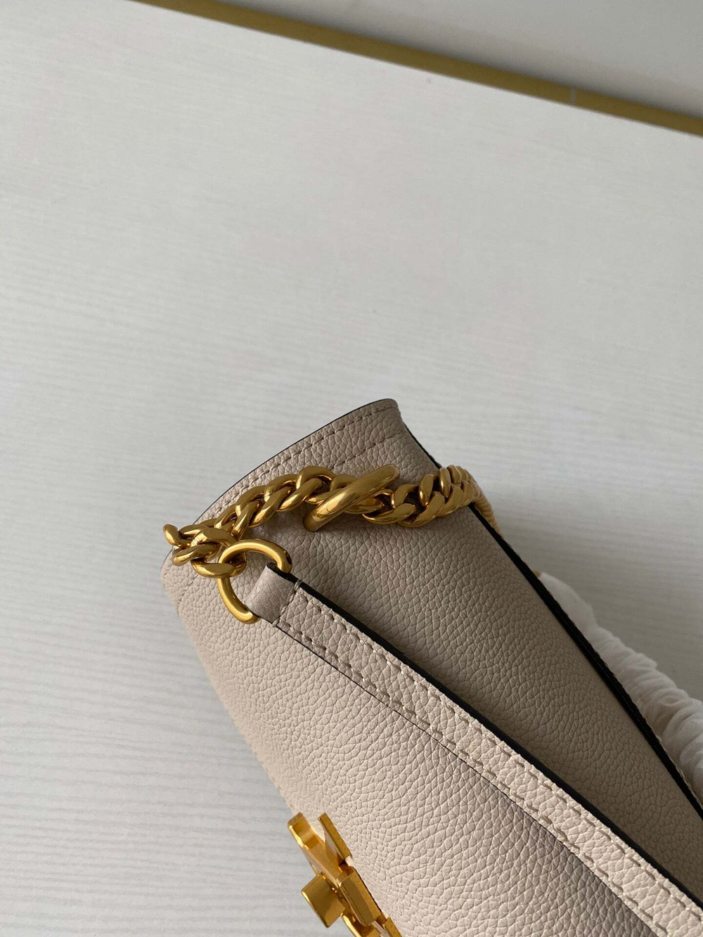 Louis Vuitton Lockme Chain PM