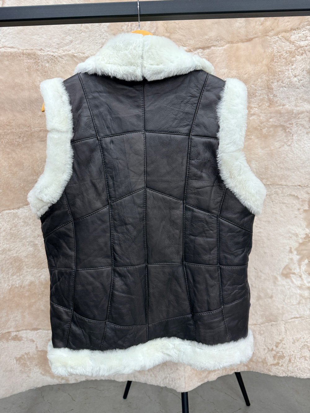 Жилет из натуральной овчины. Косуха, 48 Размер