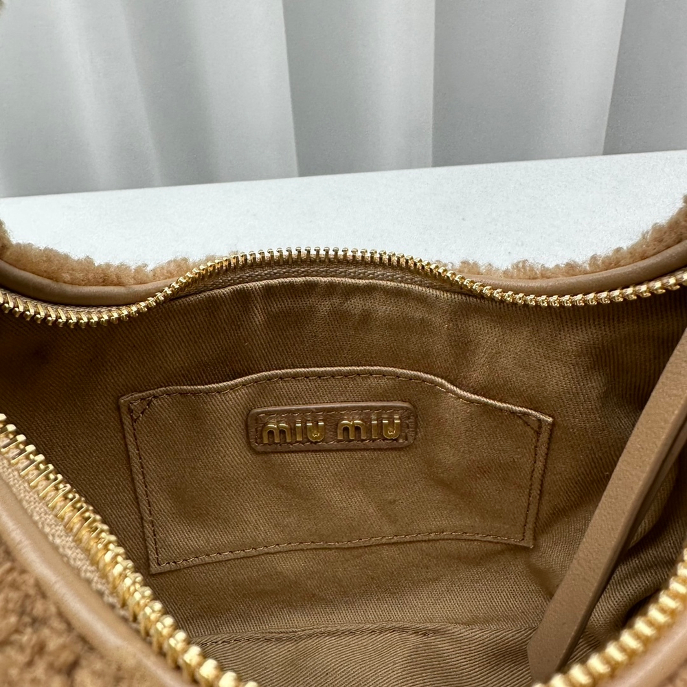 Miu Miu Hobo Bag 20 cm