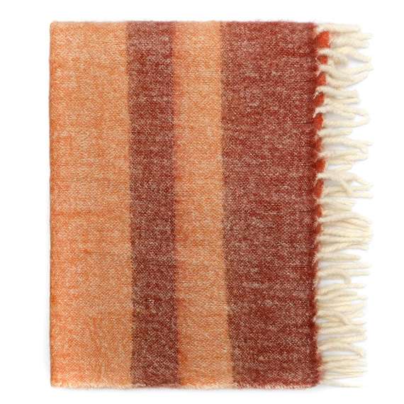 Плед мохеровый over horizon терракотового цвета из коллекции trendy ruffles, 130х180 см