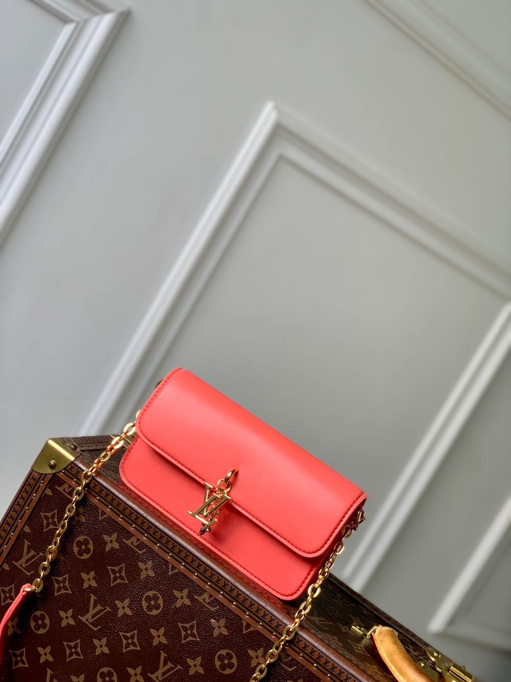 Louis Vuitton Wallet On Chain LV Bloom