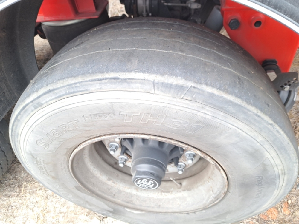 Компания автоприцепов 9639* Полуприцеп цистерна 9639T