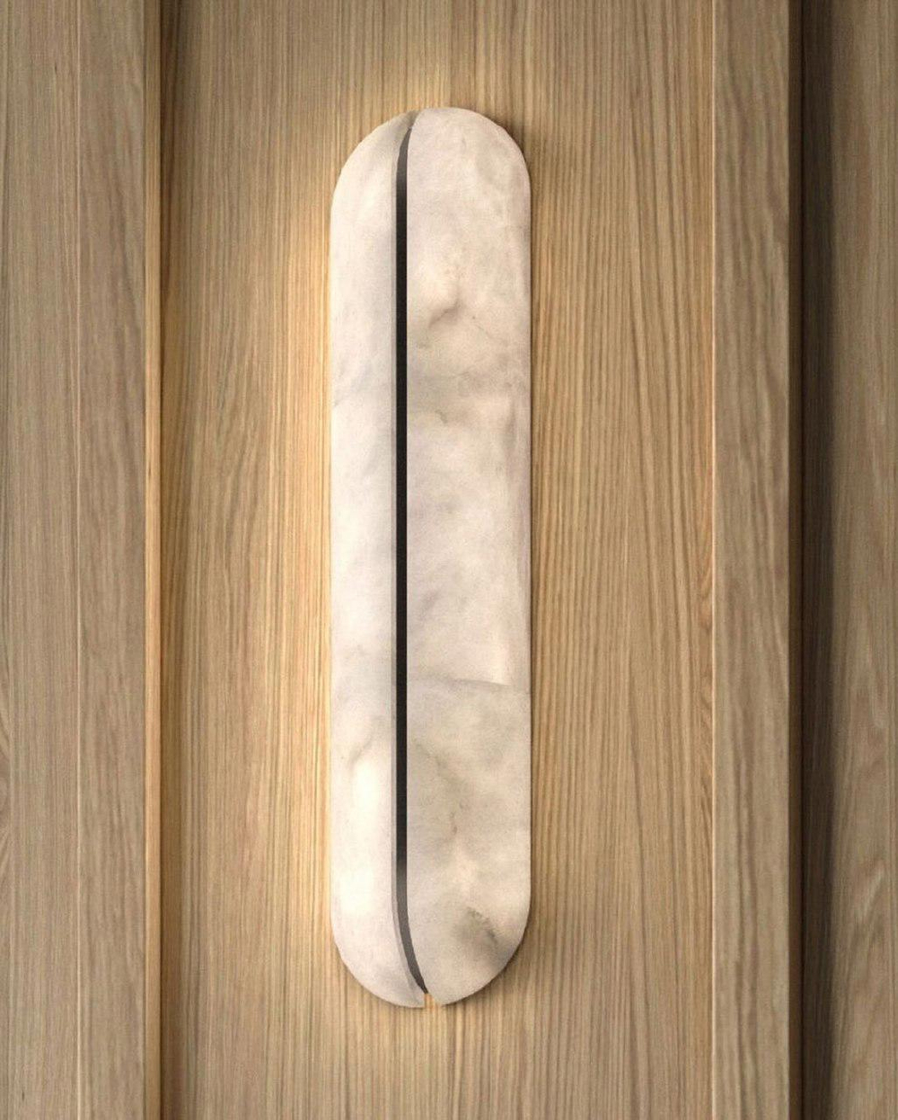 Настенное бра в современном минималистичном стиле.