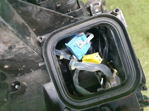 Битая Фара левая Mercedes S w222 (2013-2017) LED