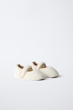 ZARA БАЛЕТКИ С ОТДЕЛКОЙ ИЗ ОВЧИНЫ, ЭКРЮ