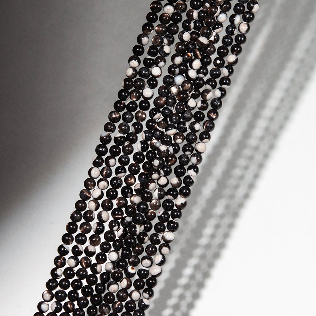 Перламутр морских ракушек, шоколадного оттенка "Зебра", шар 4,1мм