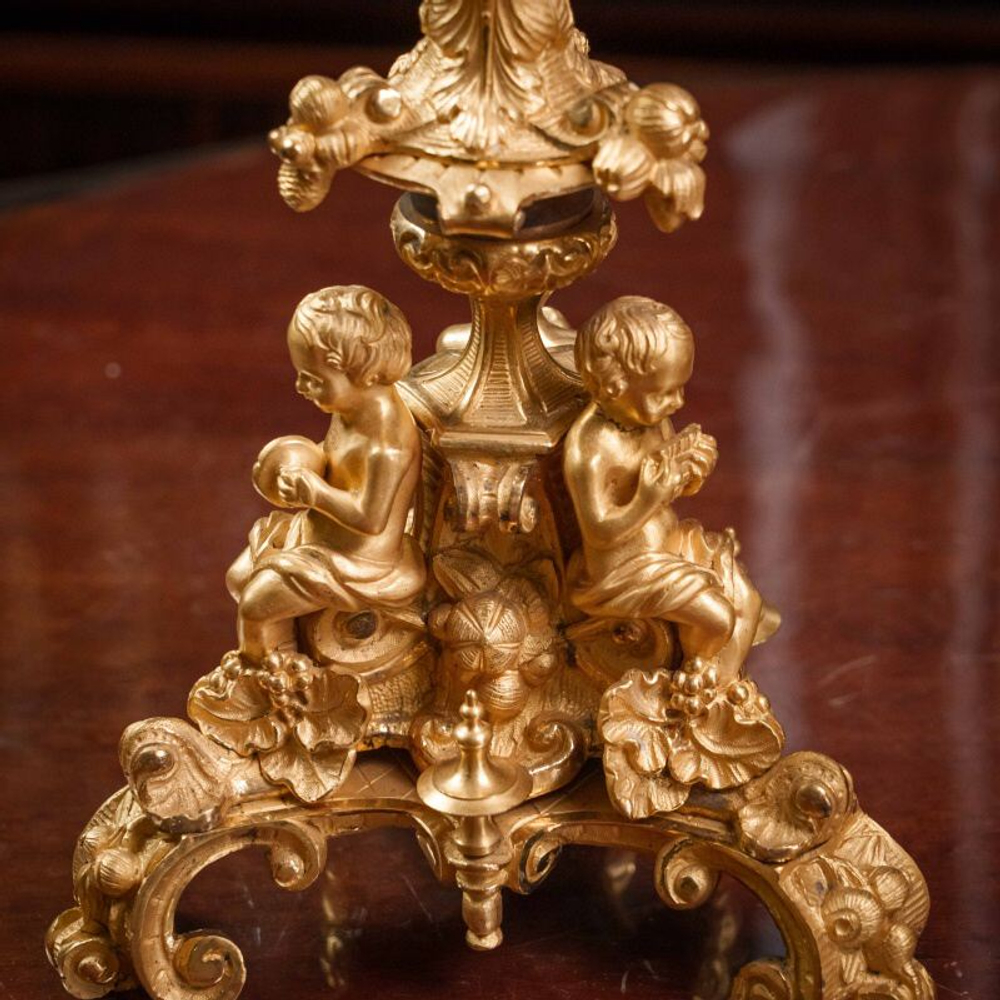 Пара бронзовых канделябров на 4 свечи