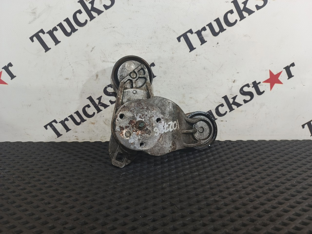 Ролик-натяжитель