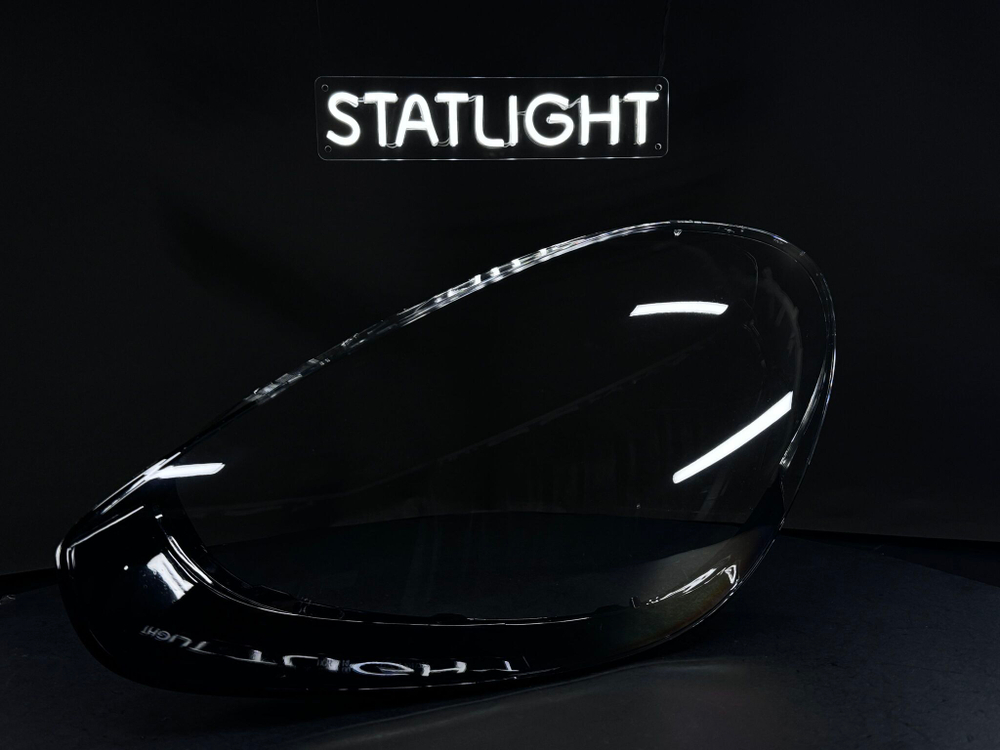 Левое стекло фары Porsche Cayenne II 958 2014-2018 рест