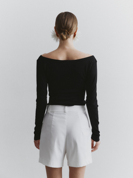 Лонгслив из вискозы, цвет чёрный