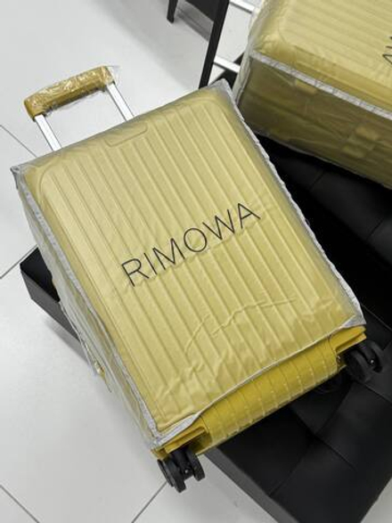 Чемодан Rimowa