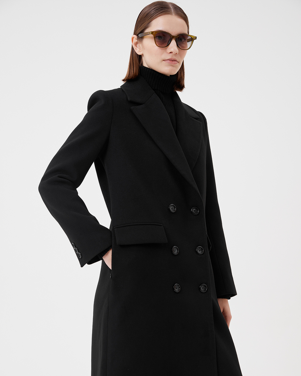 Пальто двубортное