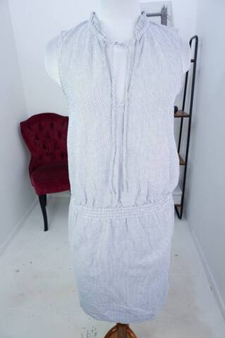 Платье H&M в морском стиле, маркировка 36, визуально на 42 размер