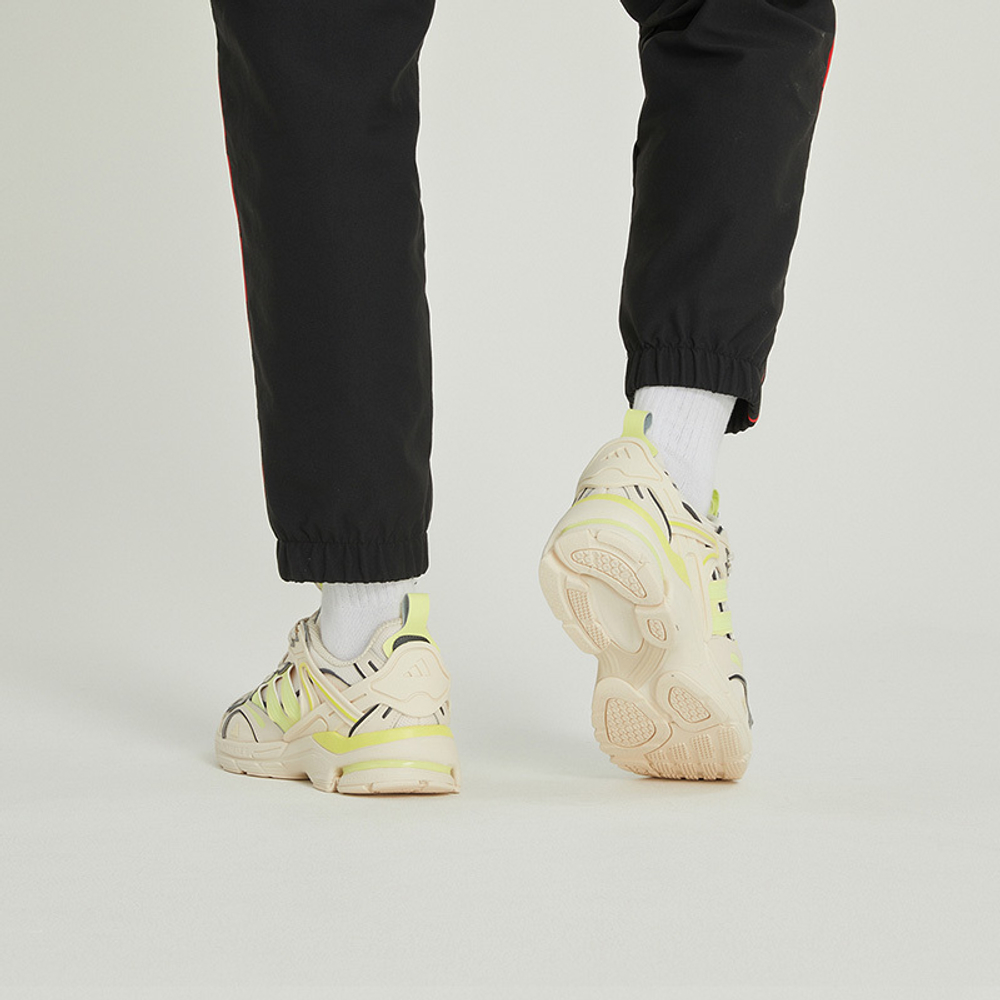 Кроссовки Adidas Spiritain 2000 Deluxe