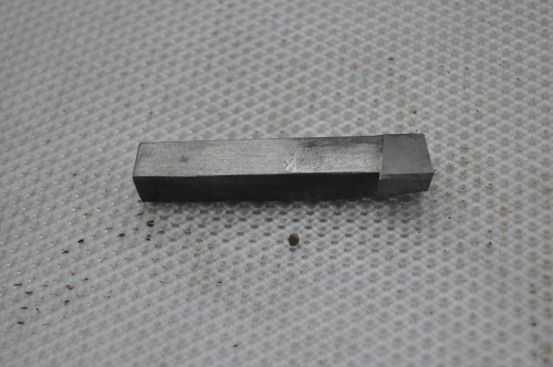 Резец токарный проходной упорный отогнутый 12х12х80 Р6М5